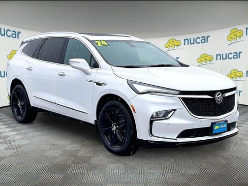 2024 Buick Enclave Essence