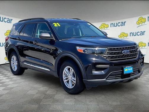 Black 2021 Ford Explorer XLT