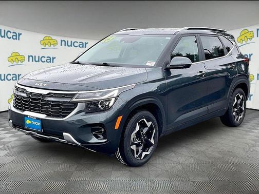 Gray 2025 Kia Seltos EX