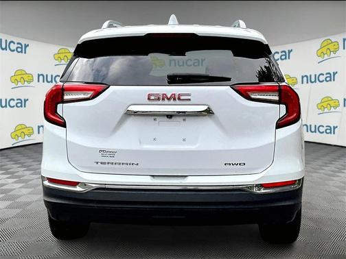 2023 GMC Terrain SLT
