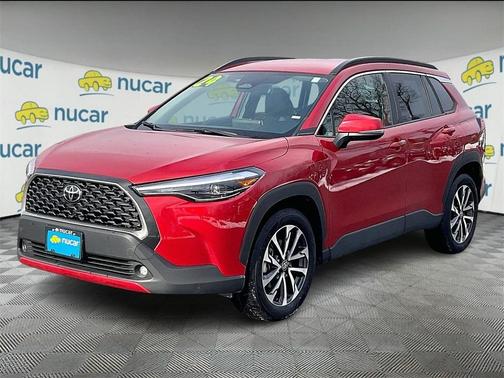 2024 Toyota Corolla Cross XLE