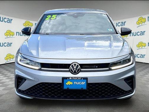 Pyrite Silver Metallic 2025 Volkswagen Jetta 1.5T Sport