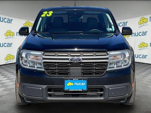 Black 2023 Ford Maverick Lariat