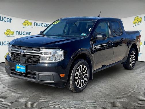 Black 2023 Ford Maverick Lariat