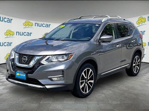 Gun Metallic 2019 Nissan Rogue SL