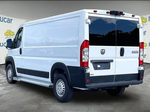 White 2025 RAM ProMaster 2500 Base
