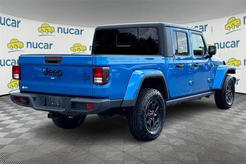 2022 Jeep Gladiator Sport