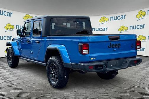 2022 Jeep Gladiator Sport