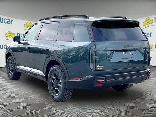 Green 2027 Kia Telluride SX