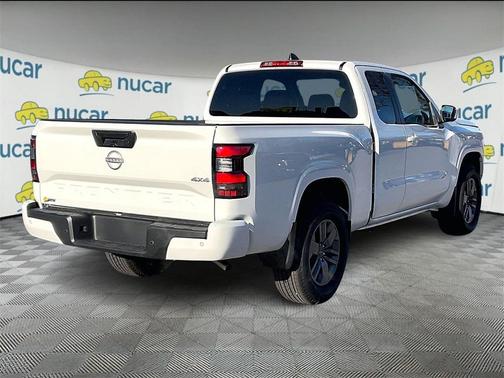 2025 Nissan Frontier SV