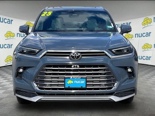 Gray 2025 Toyota Grand Highlander Hybrid MAX Platinum