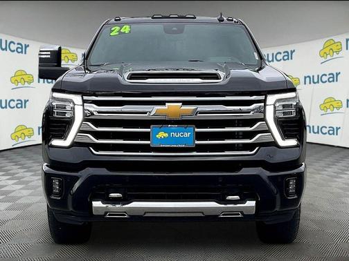 Black 2024 Chevrolet Silverado 2500 High Country