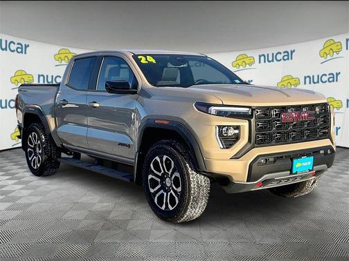 2024 GMC Canyon AT4