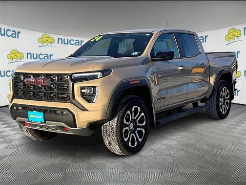 2024 GMC Canyon AT4