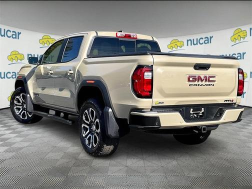 2024 GMC Canyon AT4