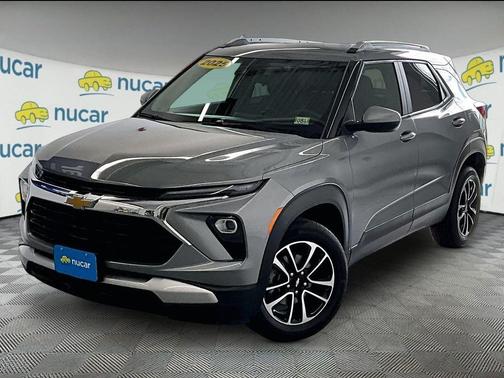 Gray 2025 Chevrolet Trailblazer LT