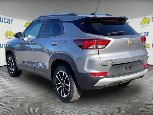 Gray 2025 Chevrolet Trailblazer LT