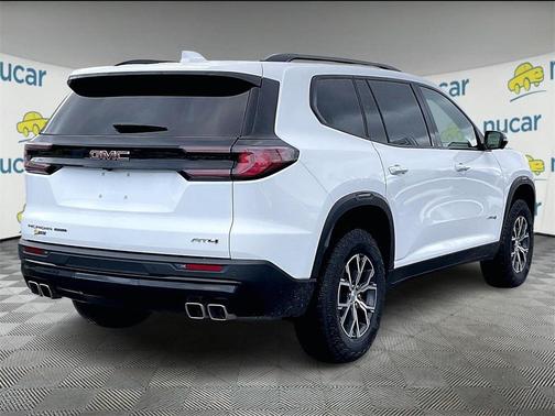 2025 GMC Acadia AT4