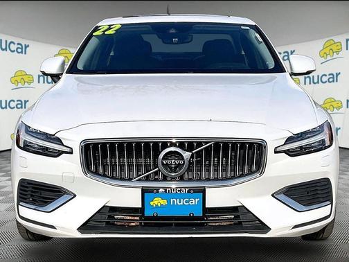 2022 Volvo S60 Recharge Plug-In Hybrid T8 Inscription Extended Range