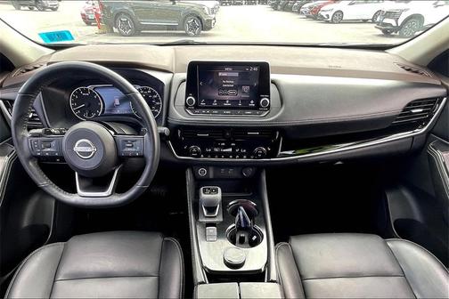 2022 Nissan Rogue SL