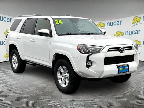 2024 Toyota 4Runner SR5