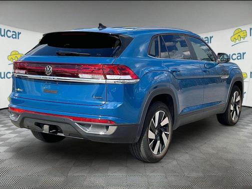 Mountain  Lake Blue 2025 Volkswagen Atlas Cross Sport 2.0T SE w/Technology