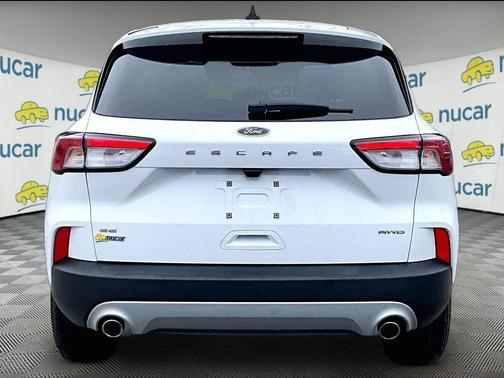 White 2021 Ford Escape SE