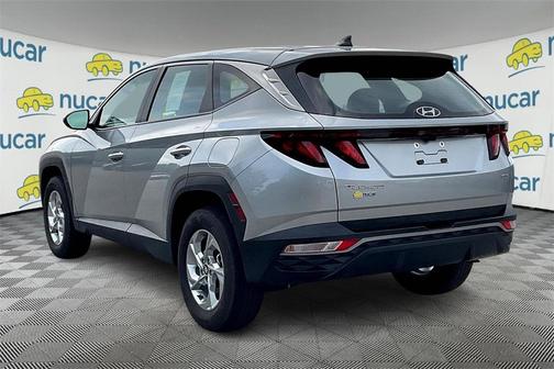 2024 Hyundai TUCSON SE