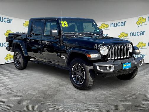 2023 Jeep Gladiator Overland
