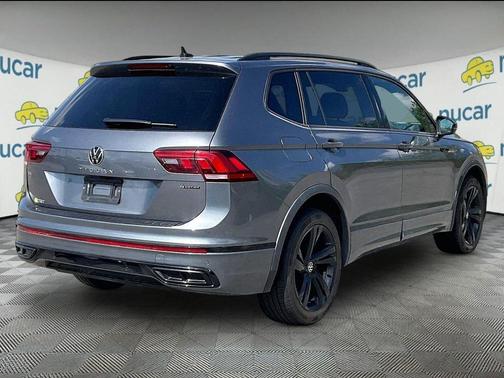 Platinum Gray Metallic 2023 Volkswagen Tiguan 2.0T SE R-Line Black