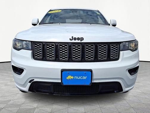 White 2021 Jeep Grand Cherokee Laredo X