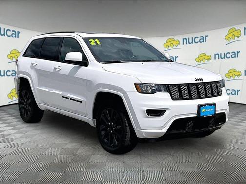 White 2021 Jeep Grand Cherokee Laredo X