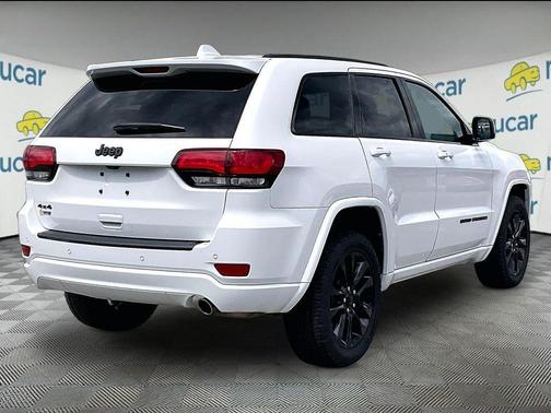 White 2021 Jeep Grand Cherokee Laredo X
