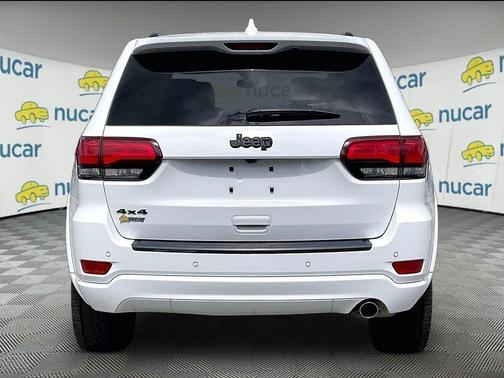 White 2021 Jeep Grand Cherokee Laredo X