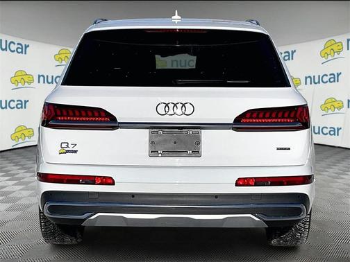 2023 Audi Q7 55 Premium Plus