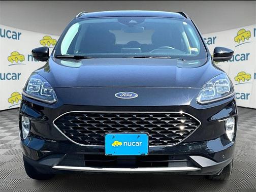 2022 Ford Escape Titanium Hybrid