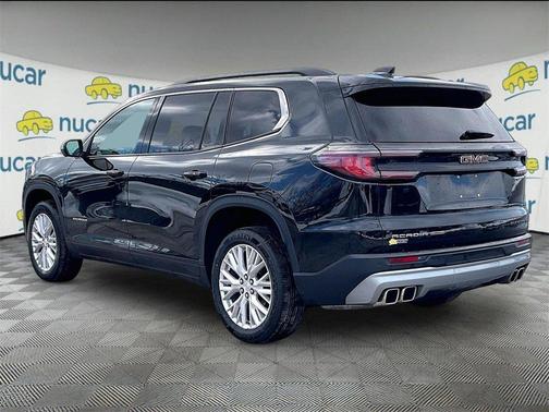 2024 GMC Acadia Elevation