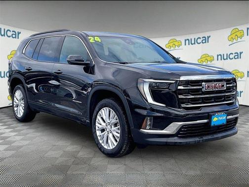 2024 GMC Acadia Elevation