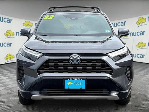 2022 Toyota RAV4 Hybrid SE