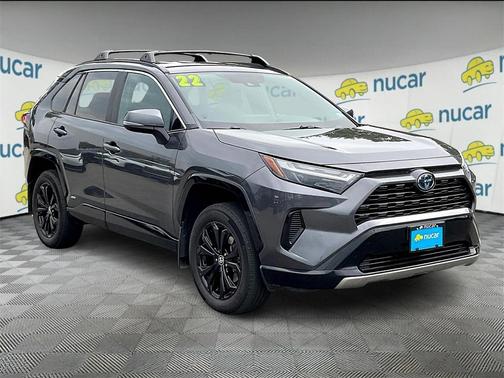 2022 Toyota RAV4 Hybrid SE