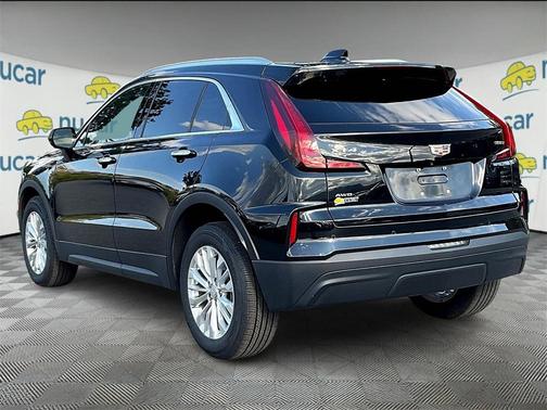 2024 Cadillac XT4 Luxury