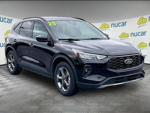 Black 2025 Ford Escape ST-Line Select