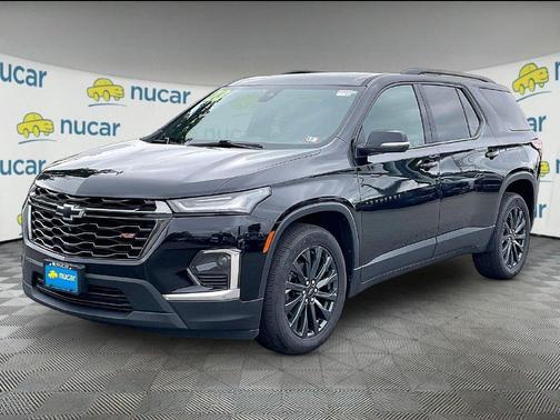 Black 2023 Chevrolet Traverse RS