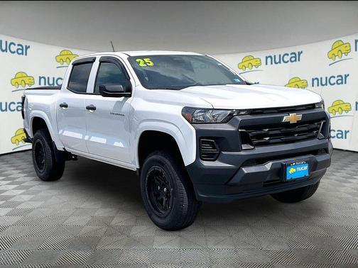 White 2025 Chevrolet Colorado WT
