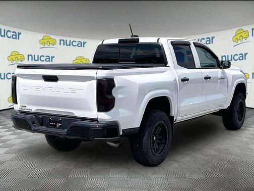 White 2025 Chevrolet Colorado WT