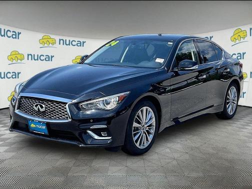 Black 2024 INFINITI Q50 LUXE