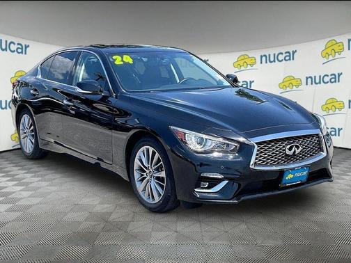 Black 2024 INFINITI Q50 LUXE