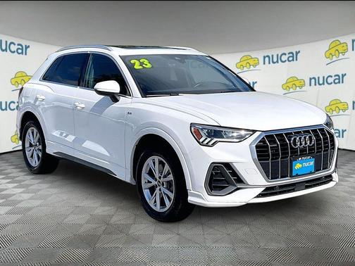 Ibis White 2023 Audi Q3 45 S line Premium