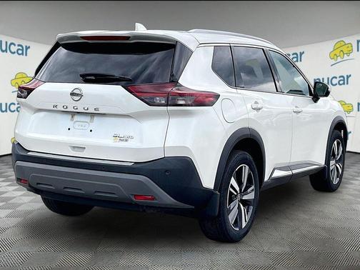 White 2021 Nissan Rogue SL