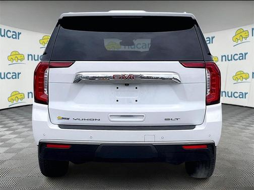 2024 GMC Yukon XL SLT
